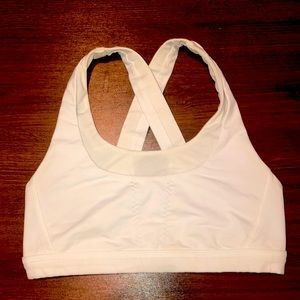 Lululemon white sports bra